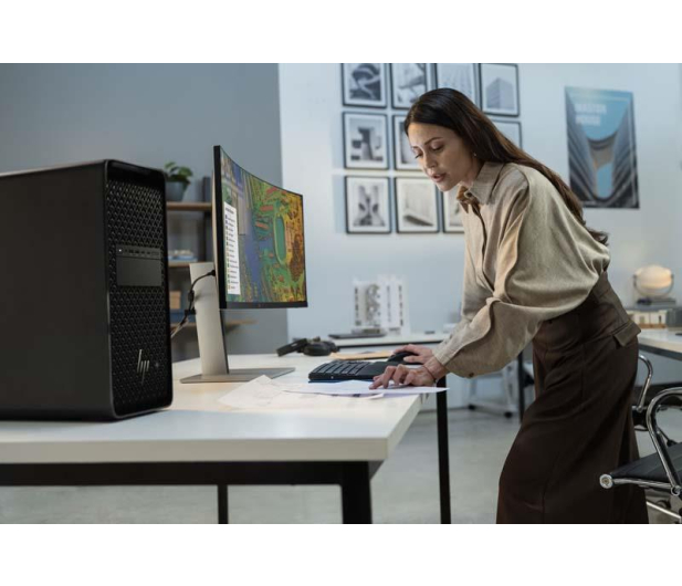 HP Z4 G6i Xeon 654/64GB/1TB/Win11P DVD - 1599108 - zdjęcie 9